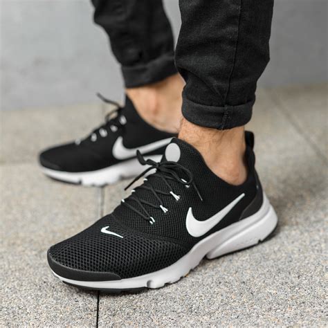 Nike Presto Fly Herrenschuh